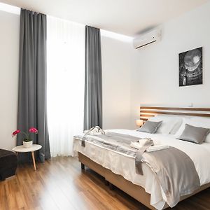 Prima Luxury Rooms